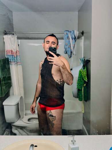 Boy colombian - Gay Male Escort in Orange County - Main Photo