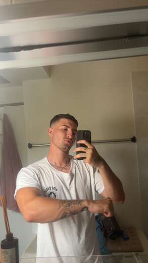 Muscle WorkShip & Massage - Straight Male Escort in Perth - Main Photo