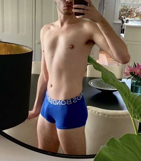 Young, slim & horny - Gay Male Escort in Perth - Main Photo