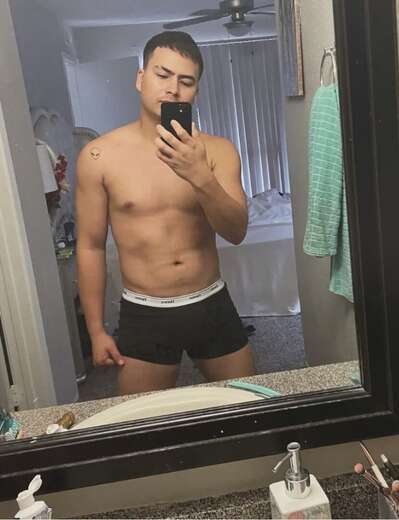 Colombian bottom 🤑🤑 - Gay Male Escort in Houston - Main Photo