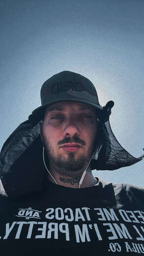 Chill vibes - Alternate Photo