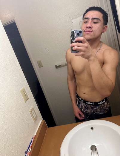 Jayjay here love spending quality time 😌 - Alternate Photo