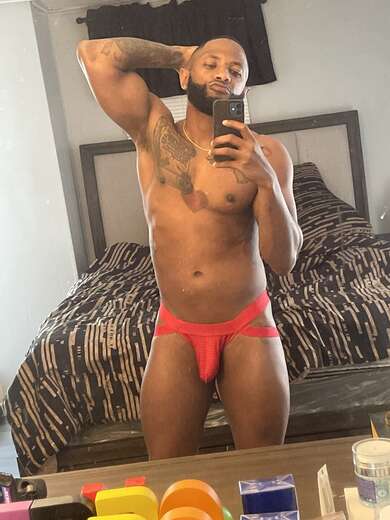 CALEB with the AWESOME hands!! - Bi Male Escort in Pittsburgh - Main Photo