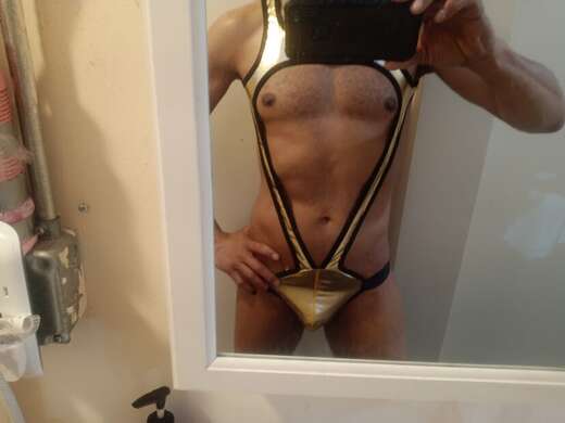 Tall Tan Tasty Terrific - Gay Male Escort in Pittsburgh - Main Photo