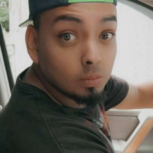 Athletic hung light skin - Straight Male Escort in Portland - Main Photo