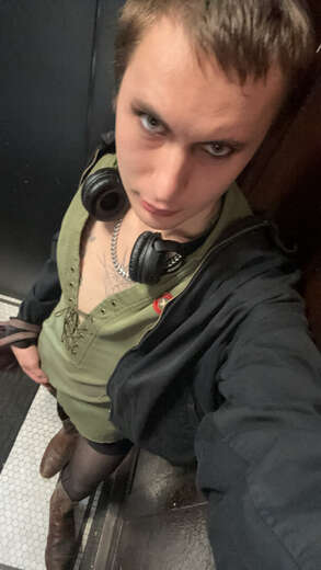 cute femboy - Non-Binary Escort in Portland - Main Photo