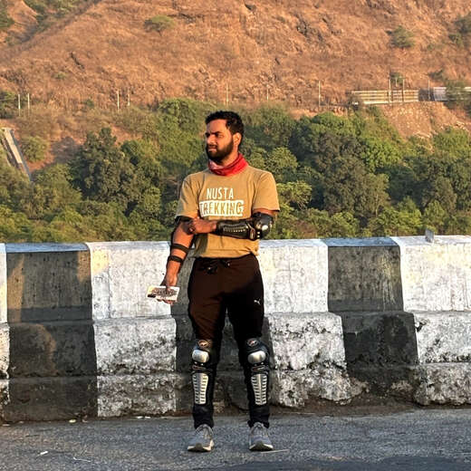 Looking for meetups - Alternate Photo