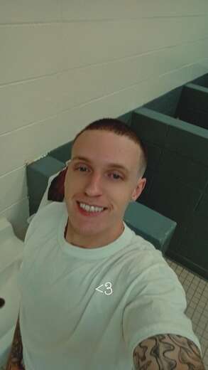 I'm single and ready to spend quality time - Straight Male Escort in Rome, GA - Main Photo