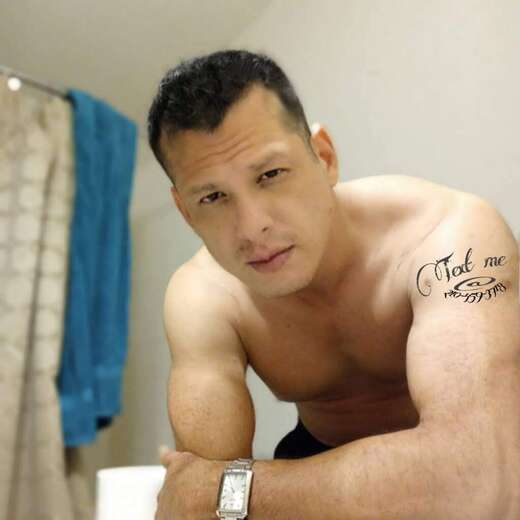 Natural with interacting with females - Straight Male Escort in San Antonio - Main Photo