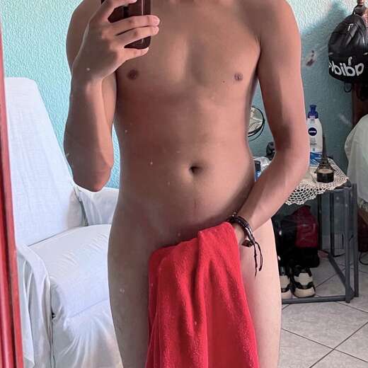 ig: icarustony - Gay Male Escort in San Diego - Main Photo