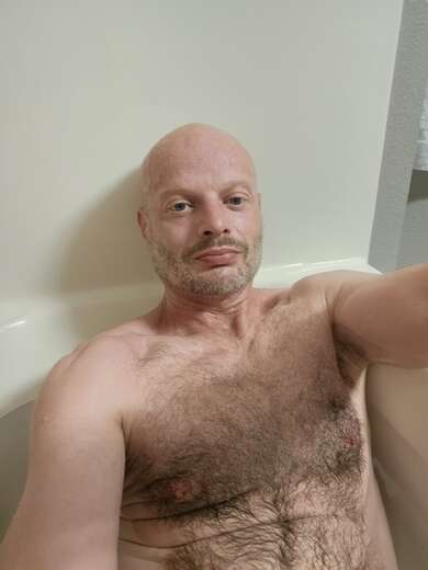 Just looking for Enjoyment. Text me. - Alternate Photo