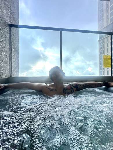 I can be your best friend - Straight Male Escort in Singapore - Main Photo