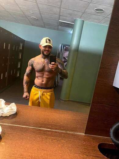 Inked Muscle tatto positive vibe - Straight Male Escort in London - Main Photo