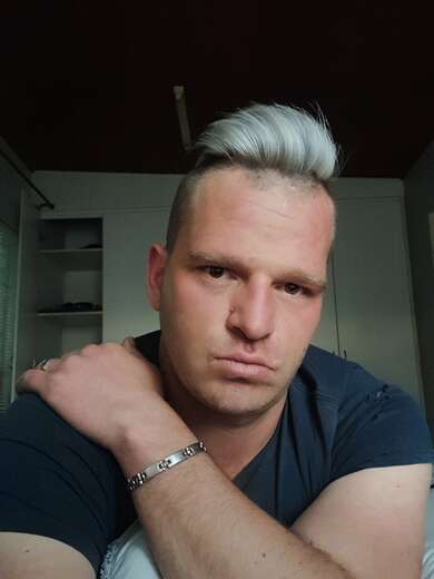 34 male looking for fun - Gay Male Escort in South Africa - Main Photo