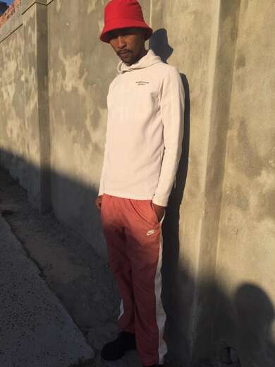 I'm a kind loving person very talkative - Straight Male Escort in South Africa - Main Photo