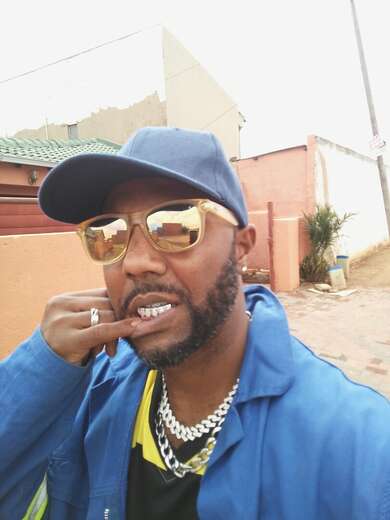 I'm down to earth type of guy - Straight Male Escort in South Africa - Main Photo