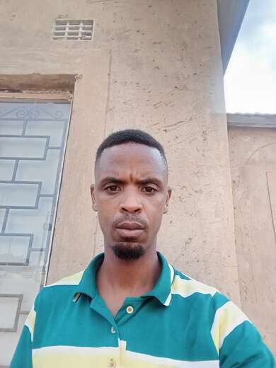 Tall, light skinned, likes fun - Non-Binary Escort in South Africa - Main Photo