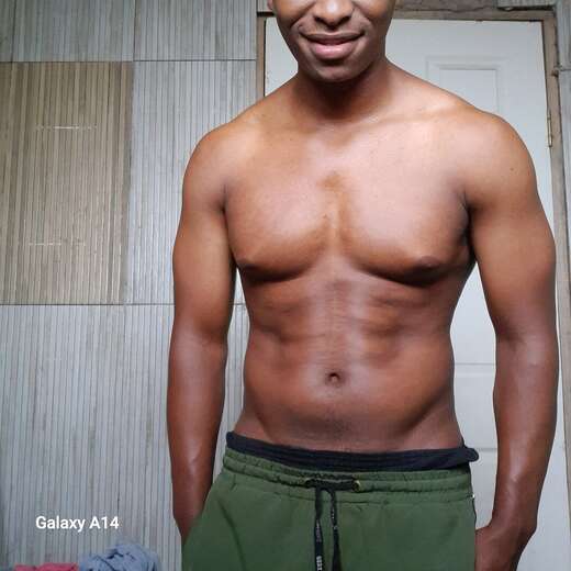 well groomed, dark, handsome, gym - Straight Male Escort in South Africa - Main Photo