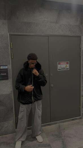 Young, cute and light-skinned - Straight Male Escort in South Africa - Main Photo