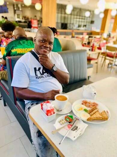 Your best friend in Durban. - Alternate Photo