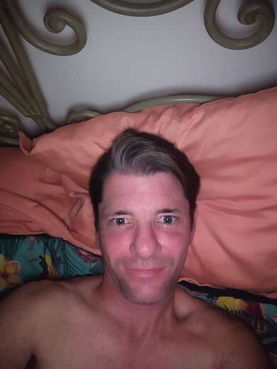 5'7, 143lbs, brown hair and green eyes... - Gay Male Escort in South Carolina - Main Photo