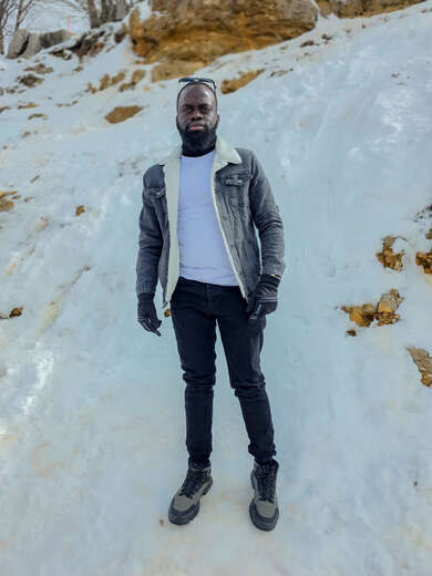 Dark, Average Height, Defined Physique - Alternate Photo
