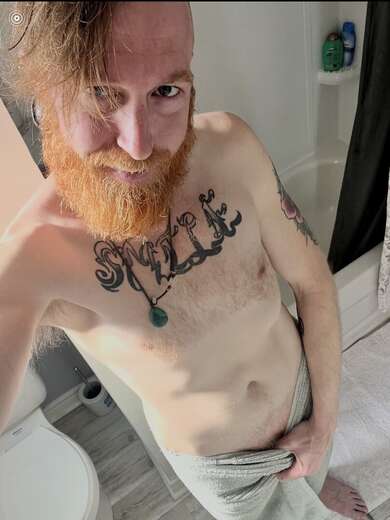 Tall,Inked,bearded,ginger available - Straight Male Escort in Toronto - Main Photo