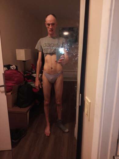 Tall slim and submissive male - Gay Male Escort in Toronto - Main Photo