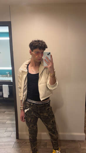 Boss boi aka sexy twink - Alternate Photo
