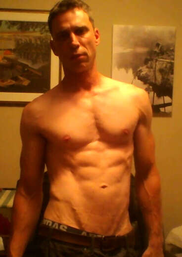 Handsome muscular man - Straight Male Escort in Vancouver - Main Photo