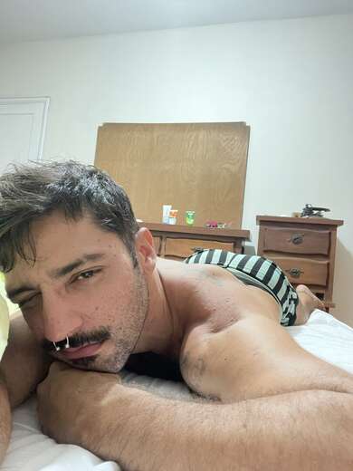 Male escort and masseur - Gay Male Escort in Vermont - Main Photo