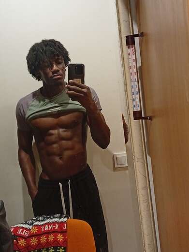 Chocolate boy for massage and s3x - Straight Male Escort in Vilnius - Main Photo