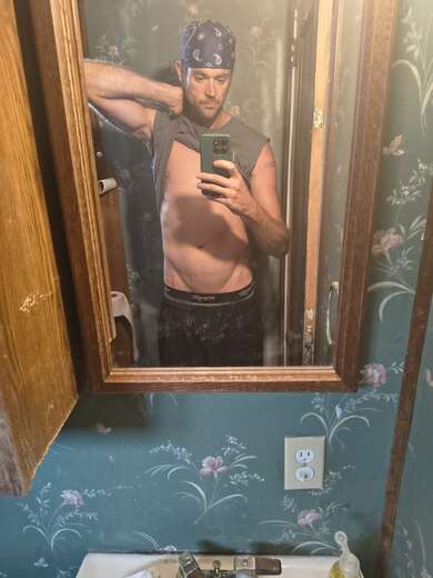 Tall and slim - Alternate Photo