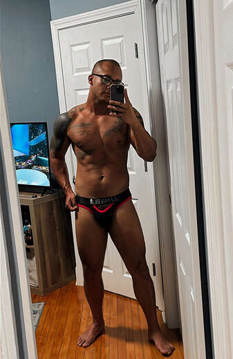 Passionate / Educated / Hot Body - Gay Male Escort in Worcester - Main Photo