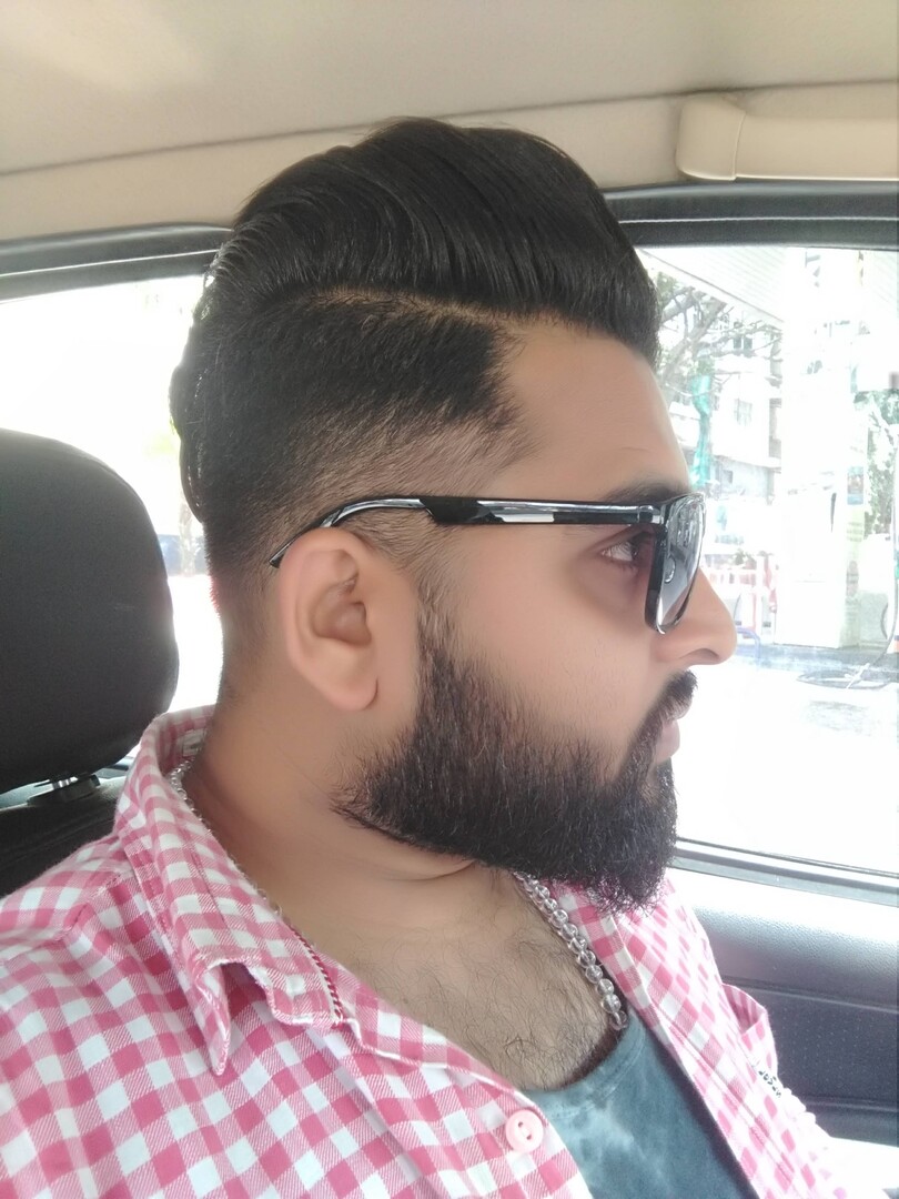 Top (Paid Service) | Straight Male Escort in Delhi | MintBoys