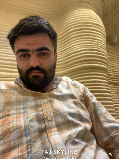 hello guys - Alternate Photo