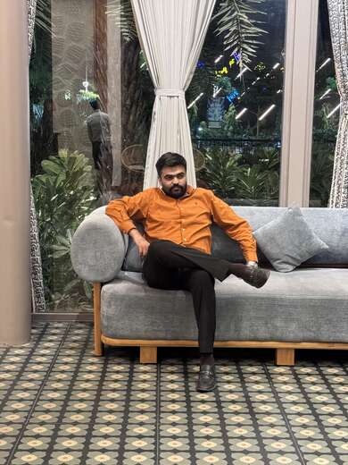 hello guys - Alternate Photo