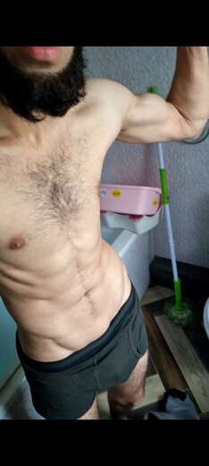 Outgoing athletic fit smart intelligent - Straight Male Escort in Birmingham - Main Photo