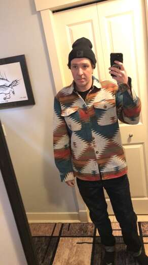 Attractive man looking to please - Alternate Photo