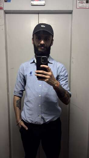 Aslam guy with Big one. - Alternate Photo