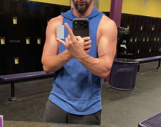 Sexy Italian stud - Alternate Photo