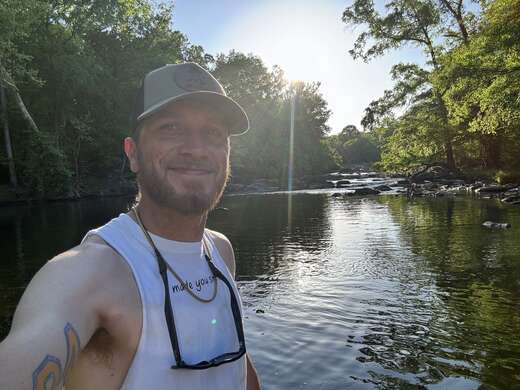 Experienced & Professional Marine Veteran - Alternate Photo