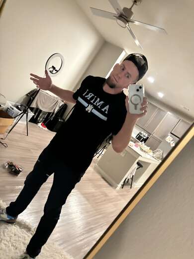 Masculine Bro type - Alternate Photo