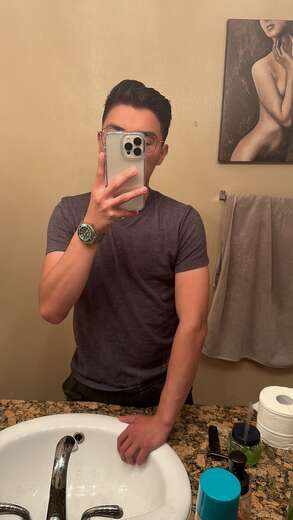 Slim, handsome, kind, respectful and Latin - Alternate Photo