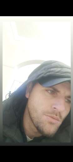 Short and handsome - Alternate Photo