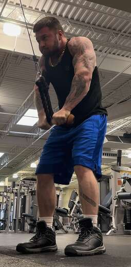HOT STRONGMAN - Alternate Photo