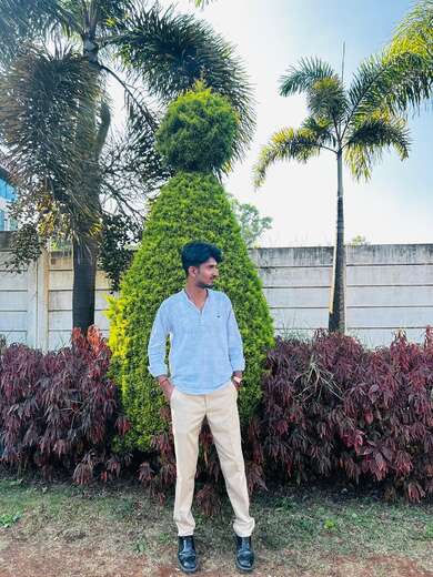 6ft tall handsome guy - Alternate Photo