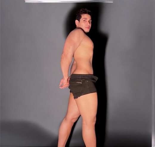 Genuine Model in Real Services. - Alternate Photo