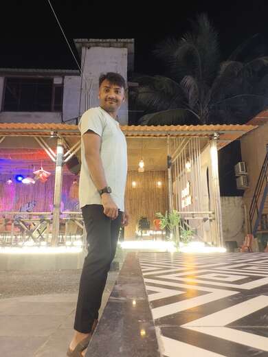 Premium Escort / Masseur - Alternate Photo