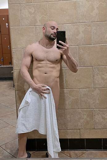 Masseur - Alternate Photo